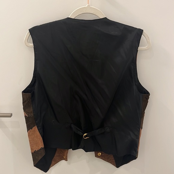 Beautiful leather patchwork vest - Picture 3 of 5